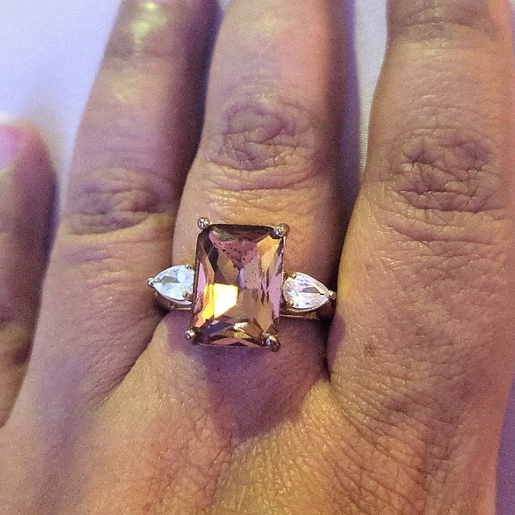 Ring - Picture 2 of 3